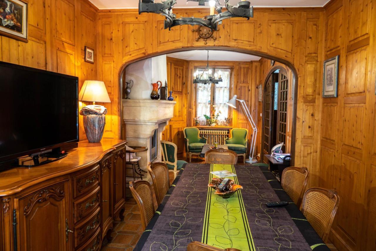 فيلا Maison Avec Patio Dans Le Centre Historique Terrasson المظهر الخارجي الصورة