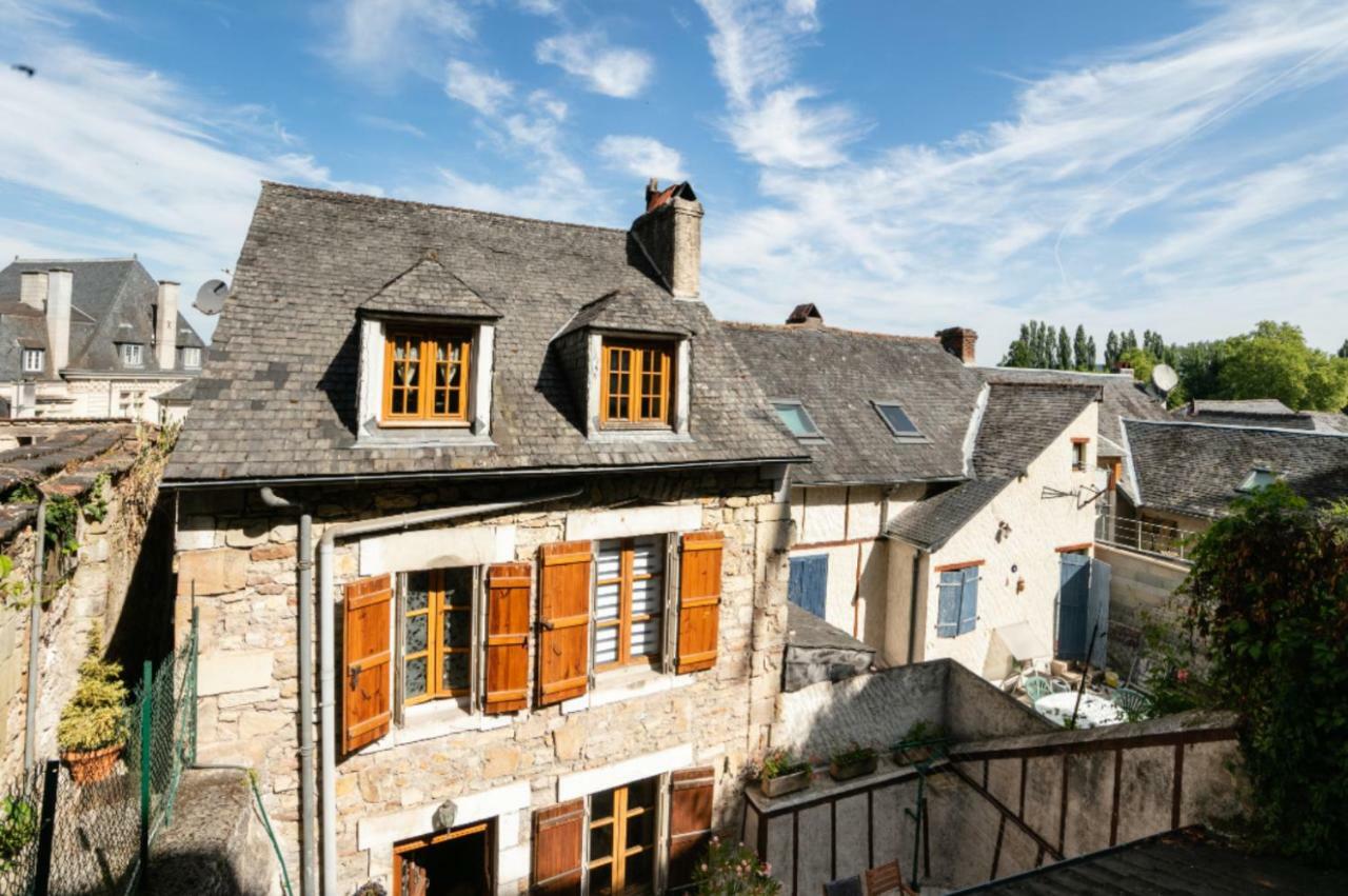 فيلا Maison Avec Patio Dans Le Centre Historique Terrasson المظهر الخارجي الصورة